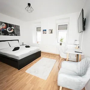 Stilvolles 1-zimmer-apartment Im Beliebten Plagwitz Apartment